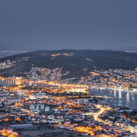 Clouds Apartments Ciovo - 20 Meters From Copacabana Beach Trogir Exteriör bild